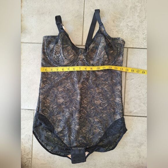 Leonisa Shaping Lace Black Bodysuit Size XXL - Picture 8 of 8